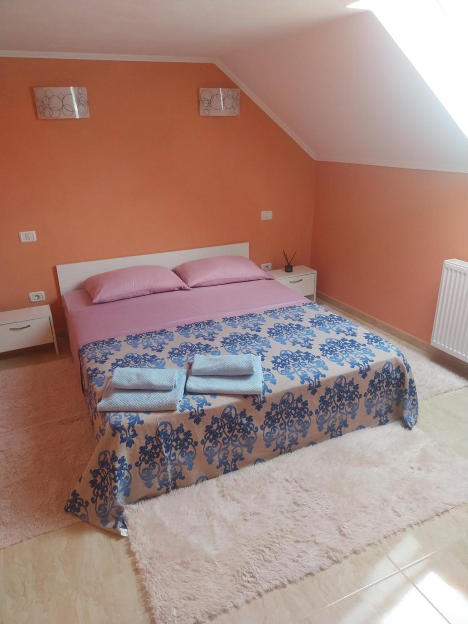 Serena House Cartisoara Ngoại thất bức ảnh