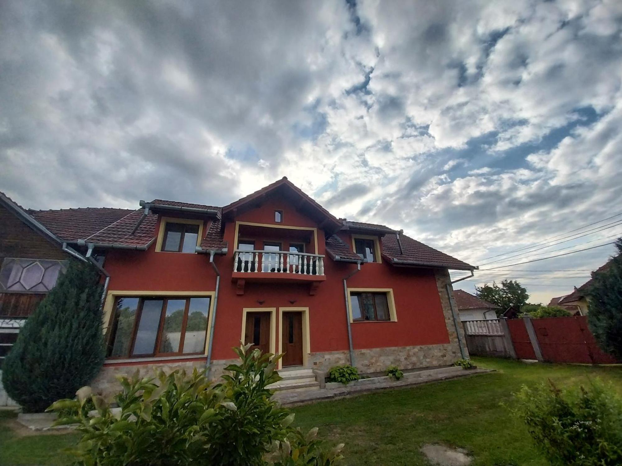 Serena House Cartisoara Ngoại thất bức ảnh